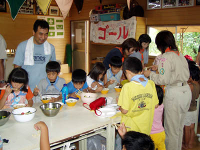 みんなで作るとおいしいよ [4/4] p7182192