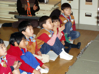 プレゼントはな～に? [5/8] pc180073