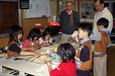 きなこ飴つくり [2/2] p060402_23