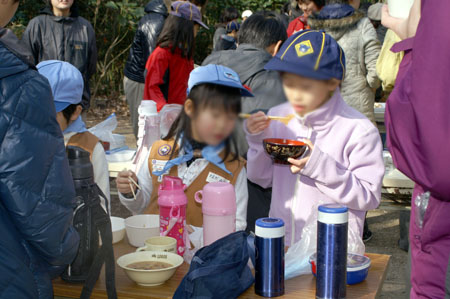 うまくつけるかな? [4/4] pict7725