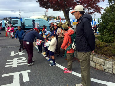 しみんまつりであかいはねぼきん [3/5] 20171119_image3