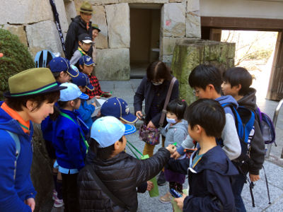 いわさきじょうはるまつり・みどりのぼきん [1/3] img_0475