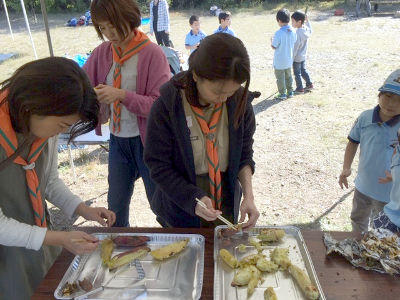 まちミルはくらんかい「やがいりょうりたいかい」 [3/8] 20181111_image3