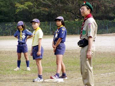 地区カブスカウト ～キックベース大会 [9/9] pb160090