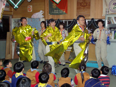 隊集会 ～ クリスマス会 [8/9] pc180082