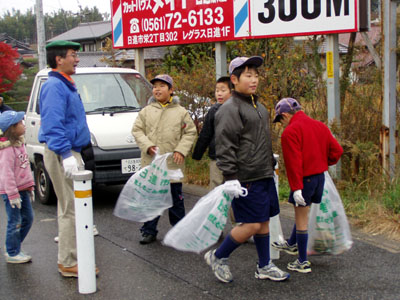 清掃奉仕 [2/3] pc040051