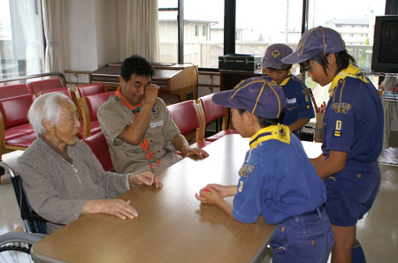 老人保健施設慰問 [3/6] pict0700
