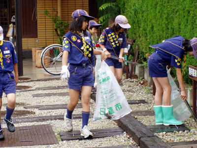 団行事(清掃奉仕) [1/4] p5250005