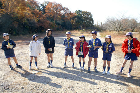 組集会(クリスマス会スタンツ練習) [3/5] pict7336