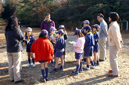 組集会(クリスマス会準備) [2/4] pict0464