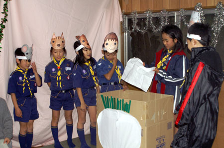 隊集会(クリスマス会) [2/6] pict0525