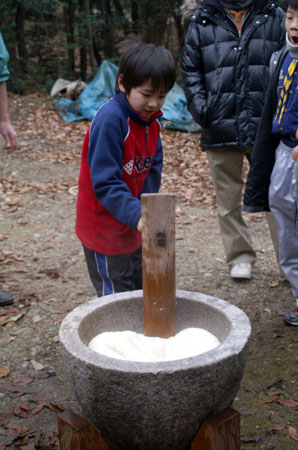 団行事(餅つき・左義長) [4/5] pict0865