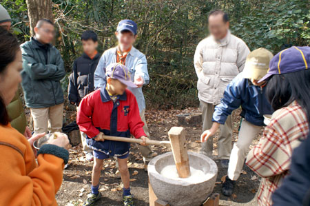 団行事(左義長・餅つき) [3/4] pict4381