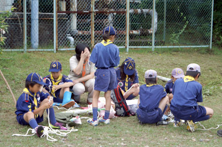 隊集会(ロープボード製作) [1/4] pict9110