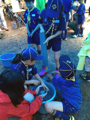 新聞紙でまきを作ろう [4/6] img_6590