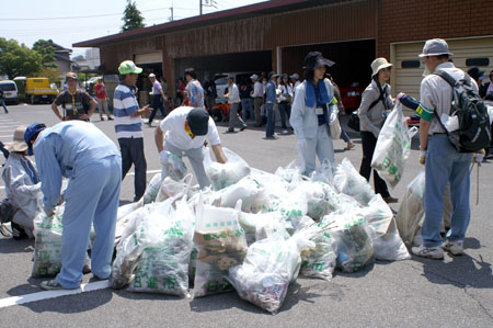 ゴミゼロ清掃奉仕 [4/4] pict3402