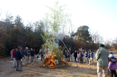 団行事(左義長・餅つき) [2/4] pict5441