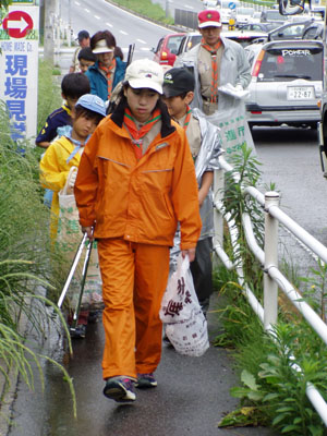 隊集会 ～ ゴミゼロ運動 [3/4] p5280084