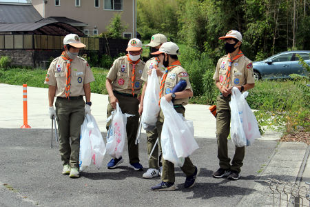地域奉仕(ゴミゼロ運動・班会議) [2/3] img_4096